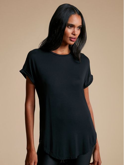 POLERA T-SHIRT LARGA