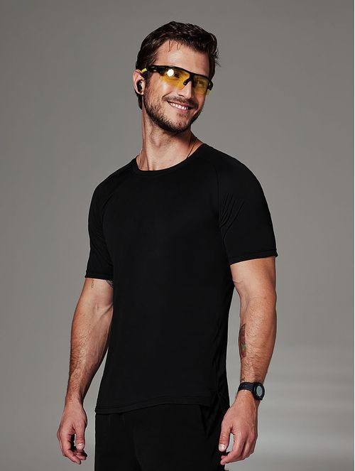 POLERA FITNESS RAGLAN MANGA CORTA