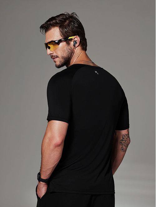 POLERA FITNESS RAGLAN MANGA CORTA