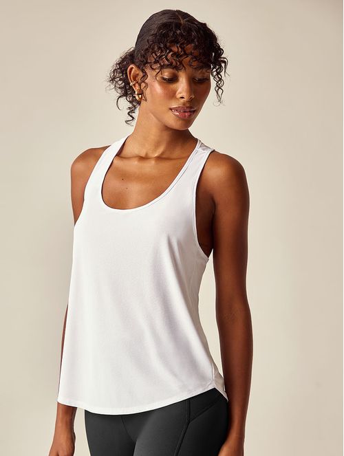 POLERA SIN MANGAS BÁSICA ESTILO NADADORA