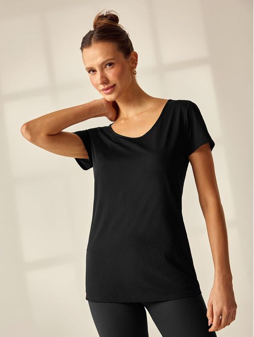 POLERA TSHIRT ESTILO ARCOS